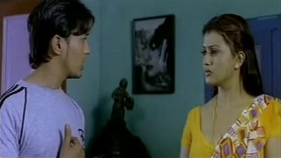 Young aunty ilam aanai mulai kanbithu usar seithu