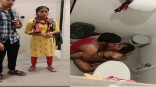 Desi village girlfriend sex restroom